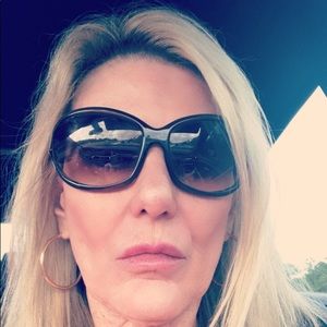 Meet your Posher, Cheryl